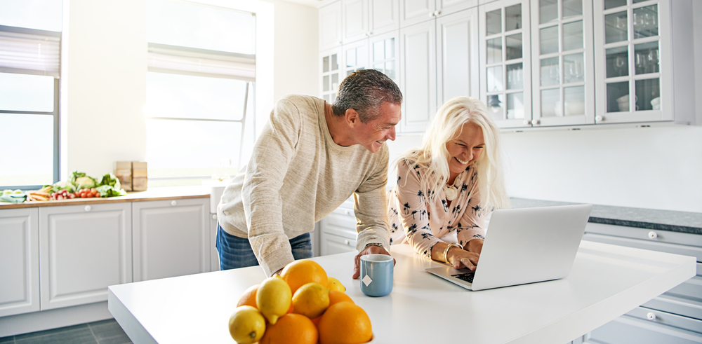 middle aged couple planning their 401k retirement